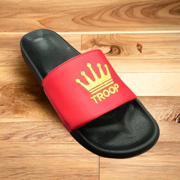 Men’s Troop Crown Slide Red | Black Flip Flops NWT - Picture 1 of 2
